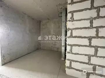 1-комнатная квартира, этаж 9 из 13, 44 м²