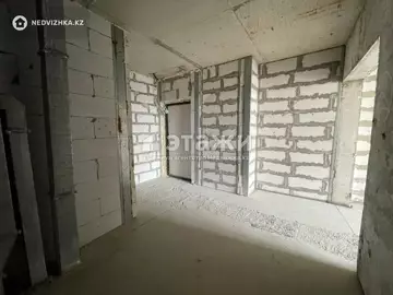 1-комнатная квартира, этаж 9 из 13, 44 м²