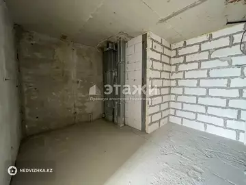 1-комнатная квартира, этаж 9 из 13, 44 м²