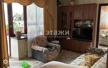 2-комнатная квартира, этаж 3 из 4, 48 м²