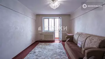 2-комнатная квартира, этаж 4 из 5, 55 м², на длительный срок