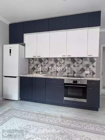 1-комнатная квартира, этаж 1 из 10, 48 м²