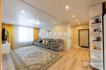 4-комнатная квартира, этаж 8 из 8, 104 м²