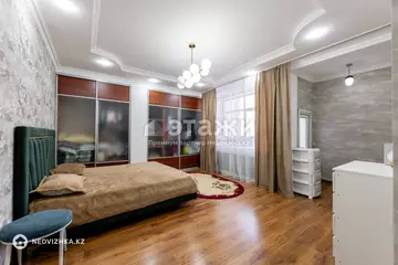 3-комнатная квартира, этаж 6 из 20, 121 м²