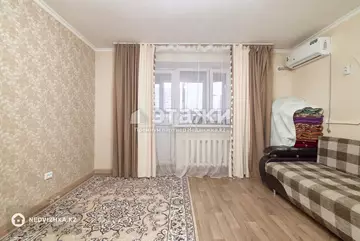 1-комнатная квартира, этаж 4 из 5, 28 м²