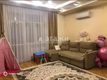 2-комнатная квартира, этаж 3 из 12, 80 м²