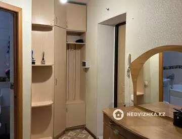 1-комнатная квартира, этаж 2 из 5, 37 м²