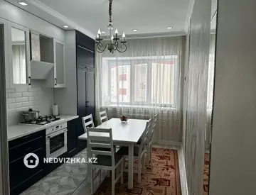 2-комнатная квартира, этаж 3 из 5, 75 м²