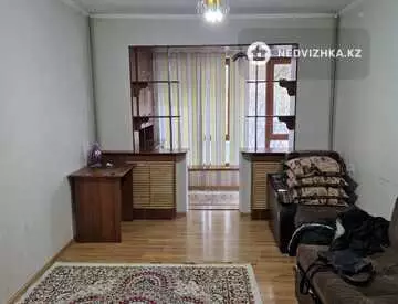 2-комнатная квартира, этаж 3 из 5, 50 м², на длительный срок