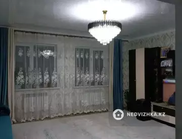 6-комнатный дом, 6 соток, 240 м²