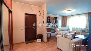 2-комнатная квартира, этаж 12 из 14, 70 м², на длительный срок