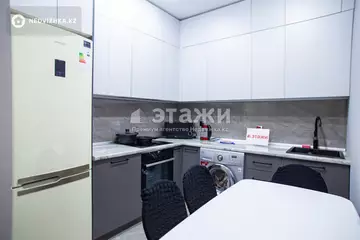 2-комнатная квартира, этаж 13 из 20, 56 м², на длительный срок