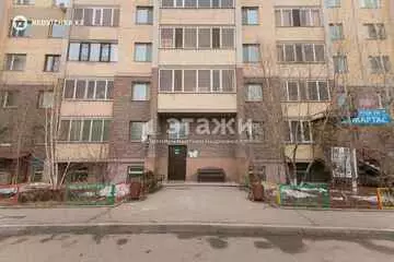 3-комнатная квартира, этаж 2 из 12, 87 м²
