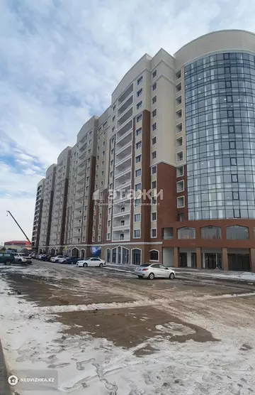 1-комнатная квартира, этаж 1 из 13, 35 м²