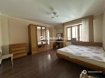 3-комнатная квартира, этаж 6 из 13, 162 м²