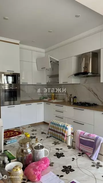 4-комнатная квартира, этаж 3 из 7, 135 м²