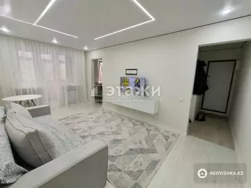 60-комнатная квартира, этаж 3 из 5, 60 м²