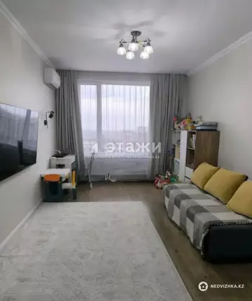 4-комнатная квартира, этаж 12 из 12, 122 м²