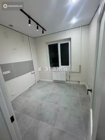 1-комнатная квартира, этаж 3 из 9, 40 м²