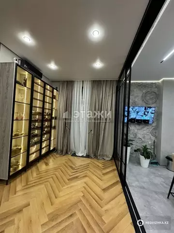 300 м², 5-комнатная квартира, этаж 3 из 3, 300 м², на длительный срок, изображение - 6