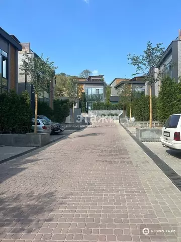 300 м², 5-комнатная квартира, этаж 3 из 3, 300 м², на длительный срок, изображение - 13