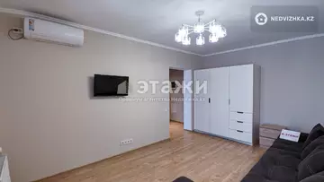 1-комнатная квартира, этаж 15 из 21, 49 м², на длительный срок