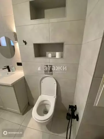 2-комнатная квартира, этаж 10 из 16, 80 м², на длительный срок