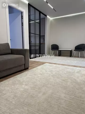 2-комнатная квартира, этаж 1 из 6, 60 м², на длительный срок