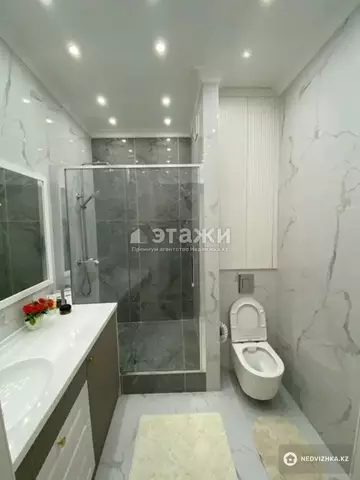 2-комнатная квартира, этаж 6 из 21, 60 м², на длительный срок