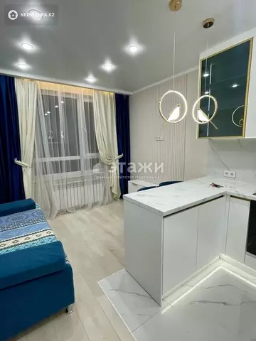 2-комнатная квартира, этаж 6 из 18, 52 м², на длительный срок