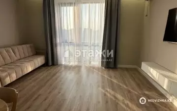 2-комнатная квартира, этаж 11 из 12, 60 м², на длительный срок