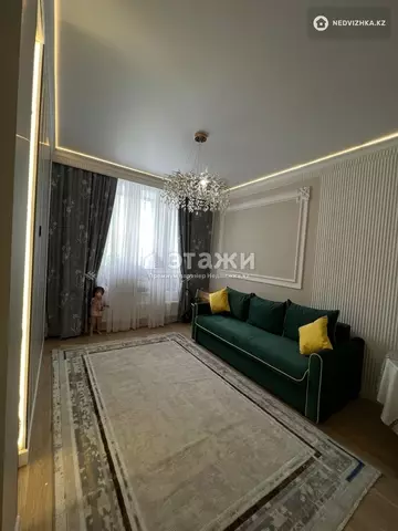 2-комнатная квартира, этаж 4 из 12, 42 м²