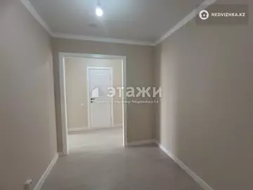 2-комнатная квартира, этаж 3 из 9, 42 м²
