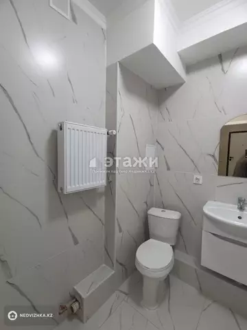 2-комнатная квартира, этаж 3 из 9, 42 м²