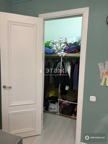 4-комнатная квартира, этаж 6 из 8, 104 м²