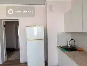 2-комнатная квартира, этаж 7 из 12, 56 м², на длительный срок