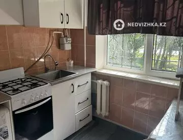 2-комнатная квартира, этаж 2 из 5, 45 м², на длительный срок