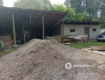 4-комнатный дом, 1 соток, 100 м²