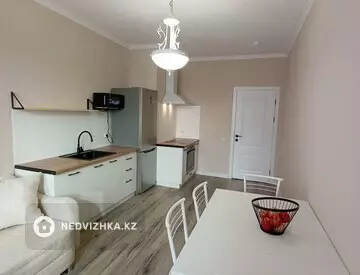 1-комнатная квартира, этаж 13 из 16, 49 м²