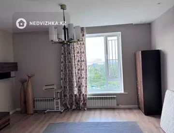 3-комнатная квартира, этаж 8 из 10, 94 м²