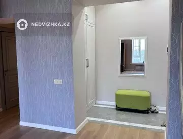 3-комнатная квартира, этаж 8 из 10, 94 м²