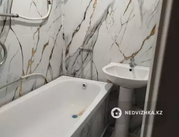 2-комнатная квартира, этаж 3 из 5, 45 м²