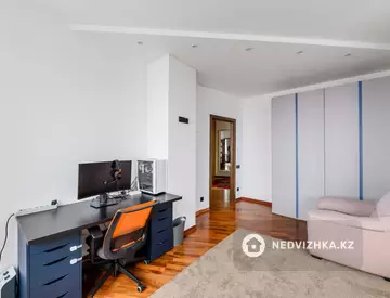 3-комнатная квартира, этаж 14 из 20, 107 м²
