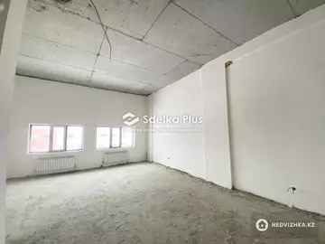 4-комнатная квартира, этаж 10 из 10, 97 м²
