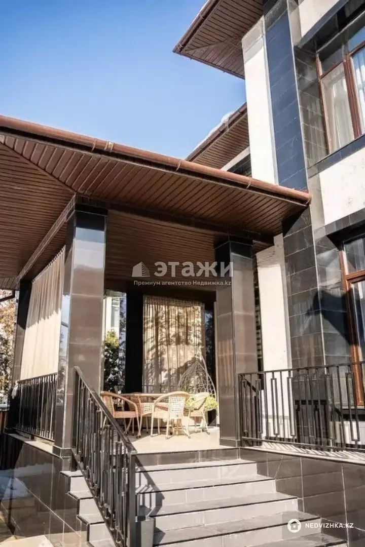 276 м², 6-комнатный дом, 7 соток, 276 м², изображение - 1