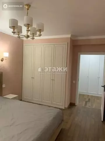 2-комнатная квартира, этаж 9 из 9, 70 м²