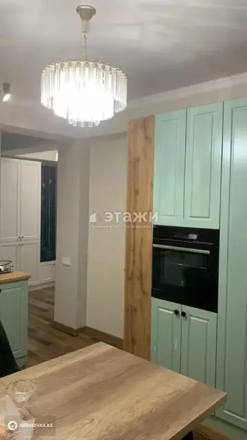 2-комнатная квартира, этаж 9 из 9, 70 м²