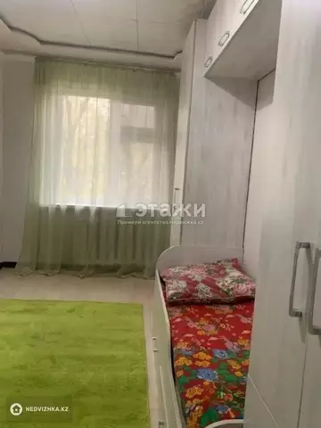 2-комнатная квартира, этаж 4 из 4, 44 м²