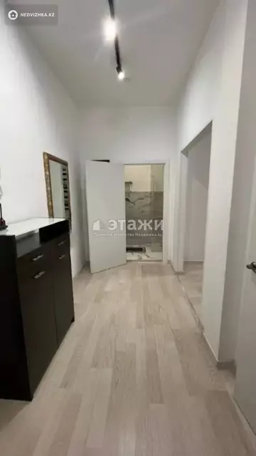 2-комнатная квартира, этаж 9 из 18, 51 м²