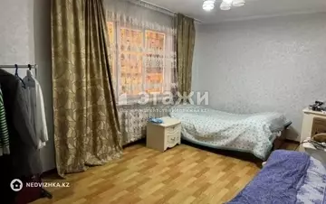 1-комнатная квартира, этаж 4 из 5, 33 м²